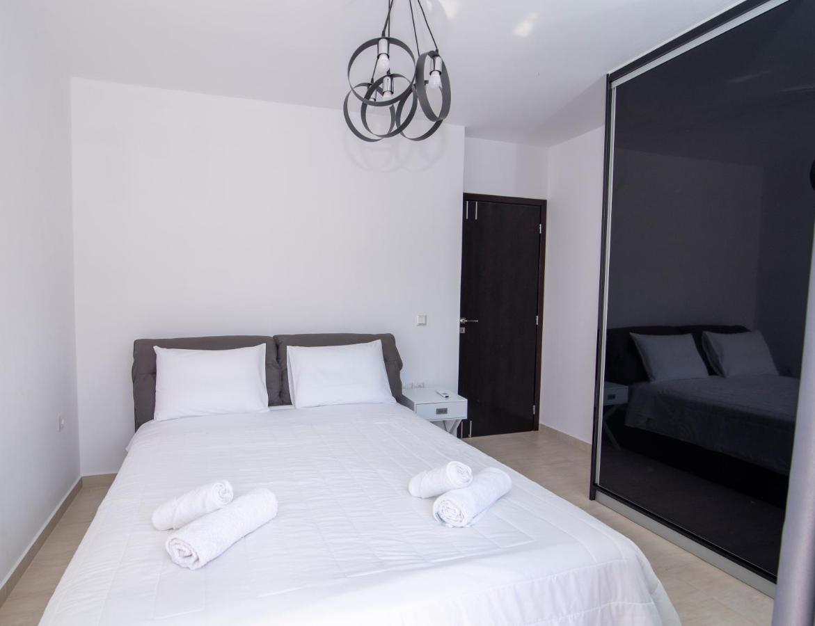 Mary'S Luxury Apartment Elaia. Elia (Laconia) Exterior foto